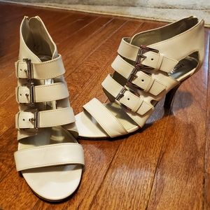 Michael Kors Off White 7.5